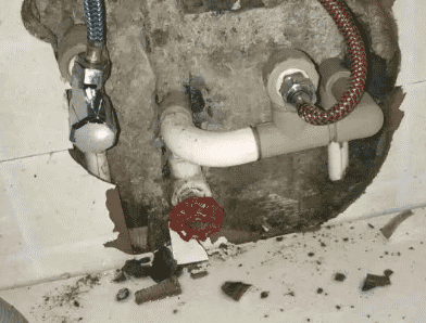惠水卫生间漏水维修公司专业为您介绍下惠水查漏水的服务流程是怎么样的。首先需求找专业的师傅走效